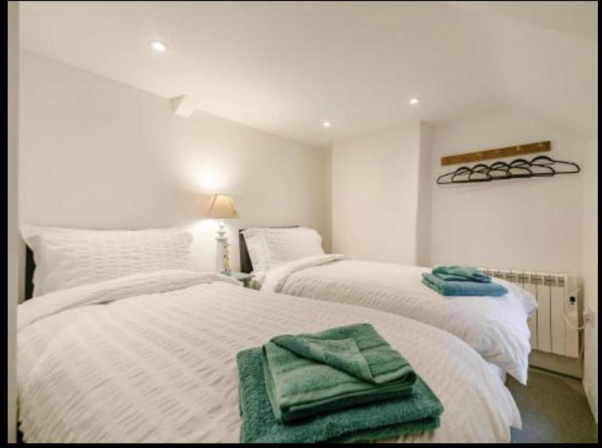 Charming 2-Bed Cottage In Wadebridge Cornwall Exteriör bild